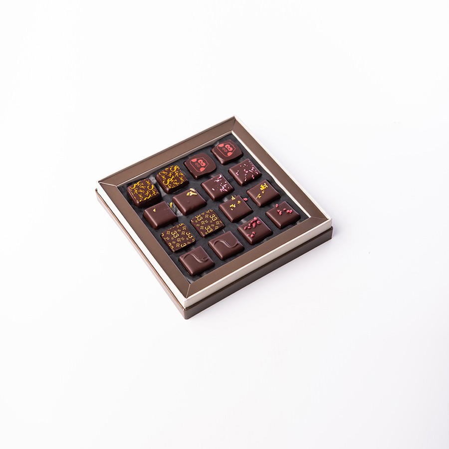 Coffret chocolat 2 niveaux : Les Signatures & Les Fruités  Maison Dufoux -  Artisan Chocolatier en Bourgogne et à Lyon