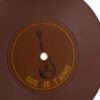 Vinyle "Que je t'aime" en chocolat lait – Image 2