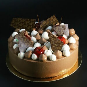 Forêt noire glacée 8-10 pers 40€